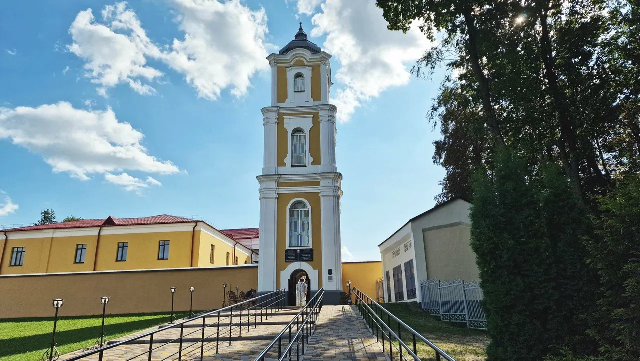 Монастырь бенедиктинок в Несвиже